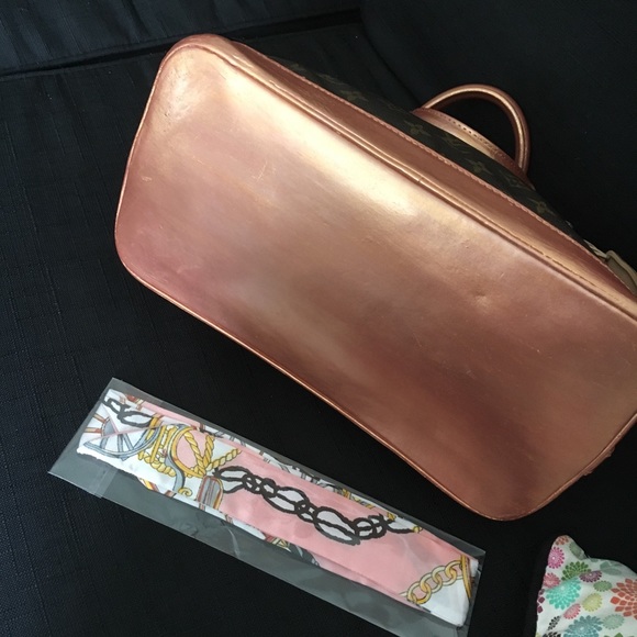 ❗️SOLD ❗️💯%Authentic Louis Vuitton Alma ❤️ - Picture 3 of 8